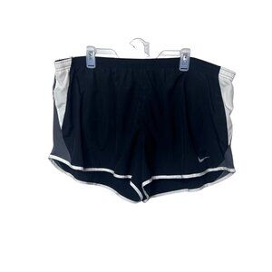 Nike Dri-Fit Tempo Shorts